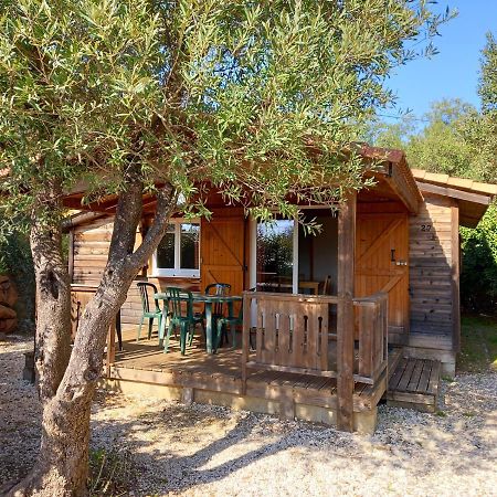 Les Chalets Du Relais D'Aguilar Tuchan المظهر الخارجي الصورة